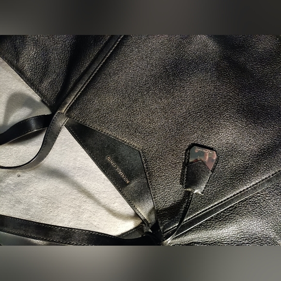 Michael kors purse - Picture 9 of 11